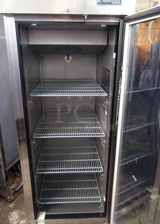 BRAND NEW DUKERS SCRATCH AND DENT COMMERCIAL REACH IN FREEZER TESTED AND WORKING D28ARG