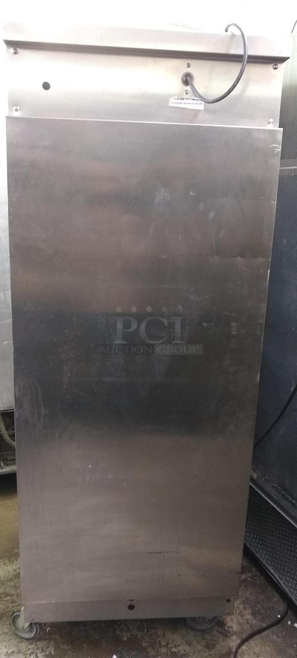 BRAND NEW DUKERS SCRATCH AND DENT COMMERCIAL REACH IN FREEZER TESTED AND WORKING D28ARG - Image 4 of 7