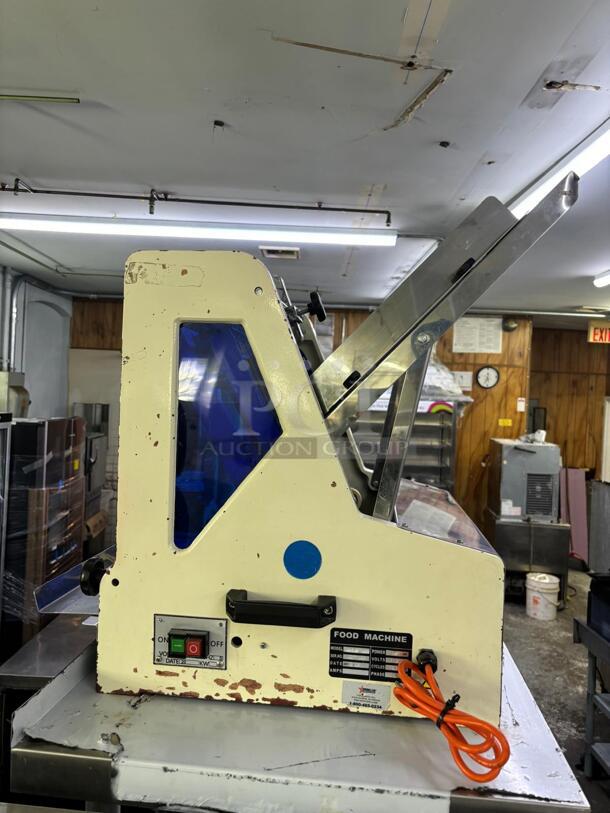 WOW !! ELECTRIC COUNTER TOP BREAD SLICER Electric 30258 - Image 6 of 8