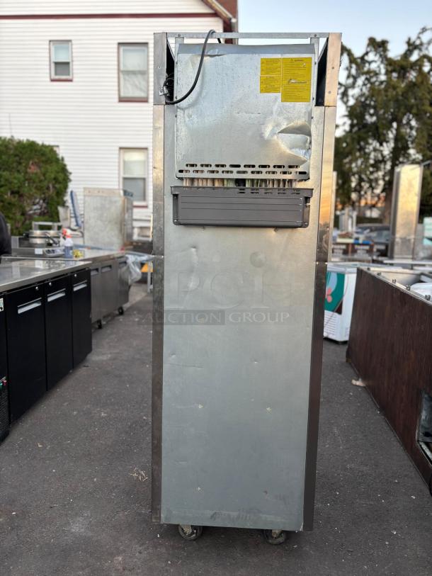 Ikon KB27R Single Door Bottom Mount Refrigerator TESTED AND WORKING - Image 3 of 3