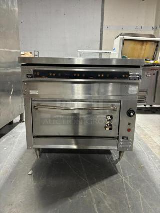 Amazing!! Montague model 136XLB/M14-14.0 Legend Heavy Duty Induction Range with gas oven