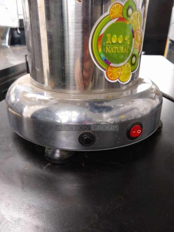 Prepline JUICEFASTER1000 Commercial 1/2 HP Electric Juice Extractor - Image 7 of 10