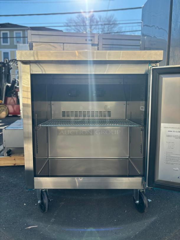 WOW !! BRAND NEW SCRATCH & DENT DUKERS UNDER COUNTER FREEZER STAINLESS STEEL - Image 2 of 5