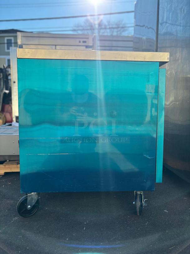 WOW !! BRAND NEW SCRATCH & DENT DUKERS UNDER COUNTER FREEZER STAINLESS STEEL - Image 3 of 5