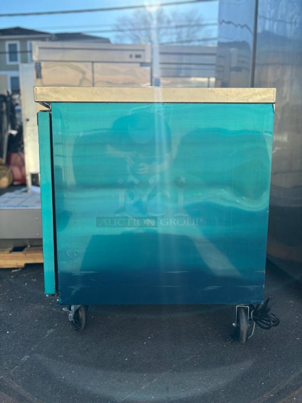 WOW !! BRAND NEW SCRATCH & DENT DUKERS UNDER COUNTER FREEZER STAINLESS STEEL - Image 5 of 5