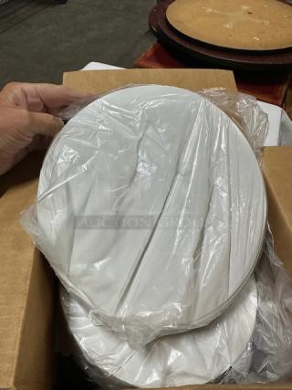 One Case Of 500 Round 9 Inch Board Lids. #L9000