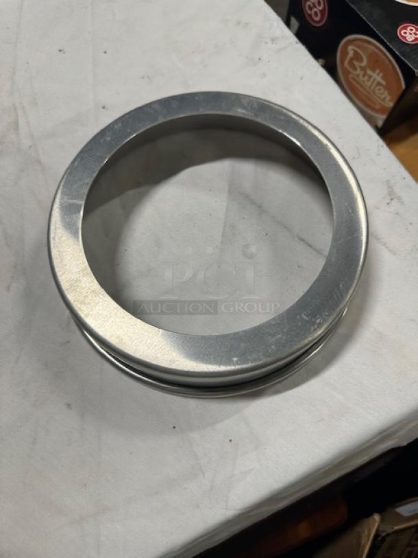 9.5 Inch Aluminum Pan. 12XBID - Image 1 of 1