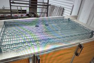 48X24 Green Metro Shelf. 2XBID