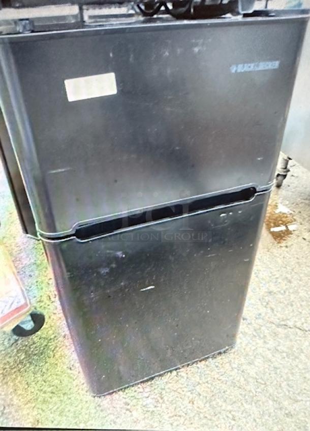 One Black And Decker Refrigerator/Freezer. 115 Volt. Model# BCD33B. Freezer Working, Cooler Not Cold Enough. 19X19X33.5. - Image 1 of 1