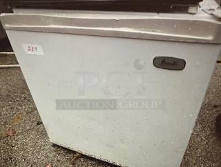 One Awanti 1 Door Cooler With 1 Rack. 115 Volt. Model# 18EYW. 20X20X20