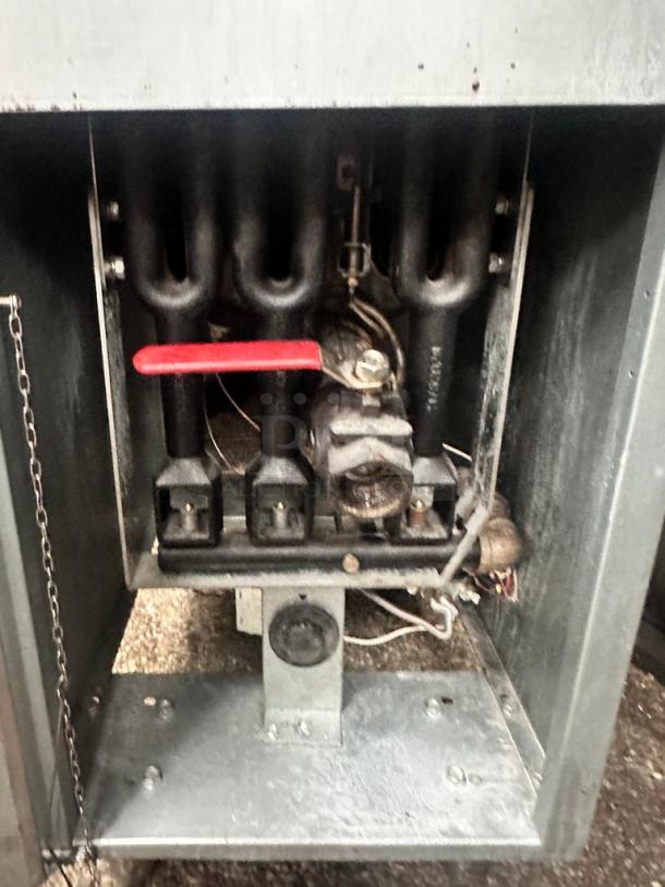 Excellent Condition Propane Fryer Tested and Working! - Image 13 of 13