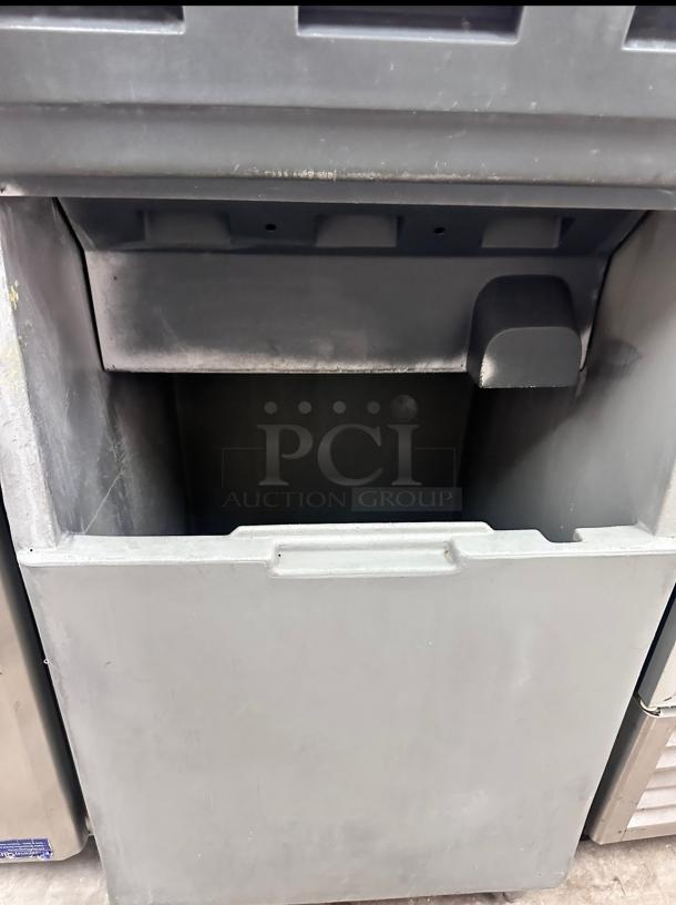 Scotsman 500 Lb Per Day Commercial Ice Machine 115 Volt Tested and Working! - Image 6 of 7
