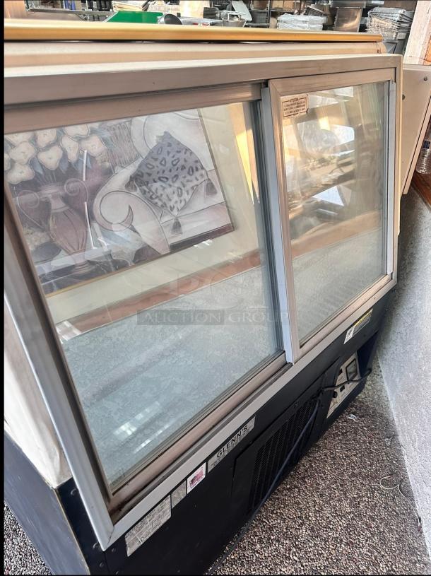 Commercial Bakery Display Case Tested and Working - Image 10 of 11