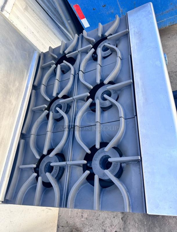Imperial Commercial Gas 6 Burner With Oven Tested and Working! - Image 8 of 8