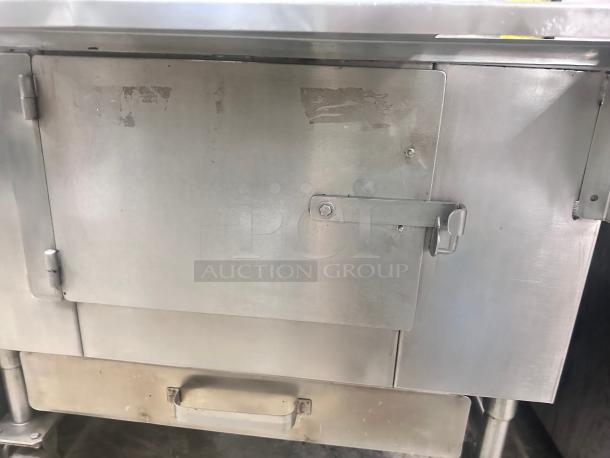 Aztec 36" W Stainless Steel Mesquite Wood-Fired CharBroiler - 30,000 BTU Tested and Working! - Image 5 of 6