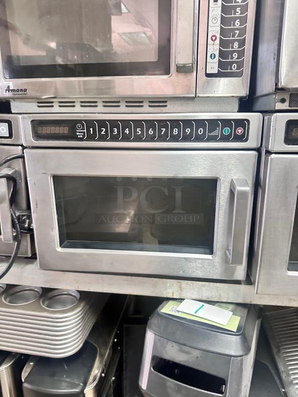 Commercial Microwave 220 Volt - Image 4 of 8