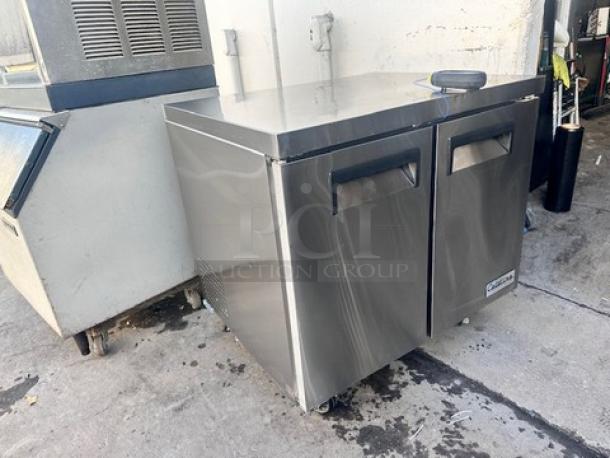 Commercial 36" Under Counter Refrigerator - Image 5 of 7