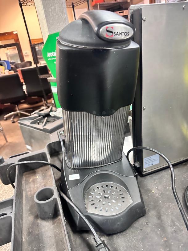 Commercial Heavy Duty Citrus Juicer Tested and Working! - Image 7 of 9