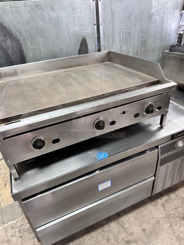 Jade Commercial 36" Thermostatic Gas Griddle Tested and Working! - Image 2 of 2