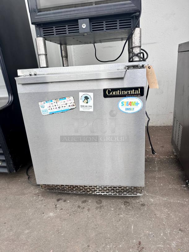 Commercial One Door Under Counter Refrigerator Tested and Working! - Image 2 of 6