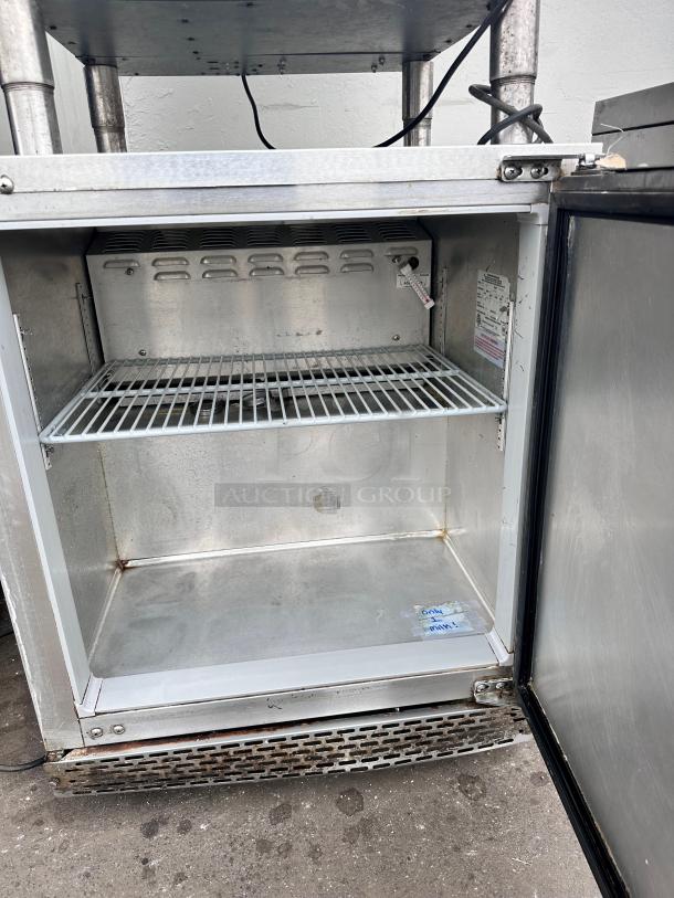 Commercial One Door Under Counter Refrigerator Tested and Working! - Image 6 of 6