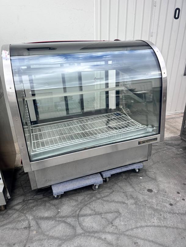 True 48" Commercial Refrigerated Glass Display Tested and Working! - Image 1 of 7