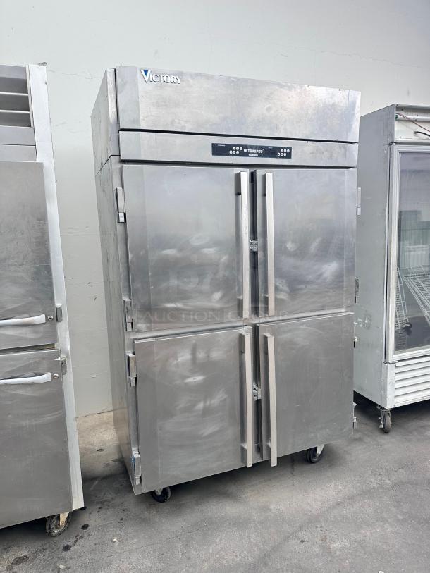 Commercial Double Door Cooler/Freezer Combo Tested and Working! - Image 6 of 6