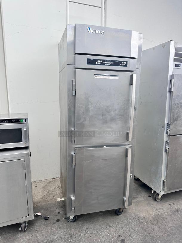 Victory RFS-1D-S1-HD-HC | Ultraspec Dual Temp Refrigerator-Freezer 115v Tested and Working! - Image 5 of 9