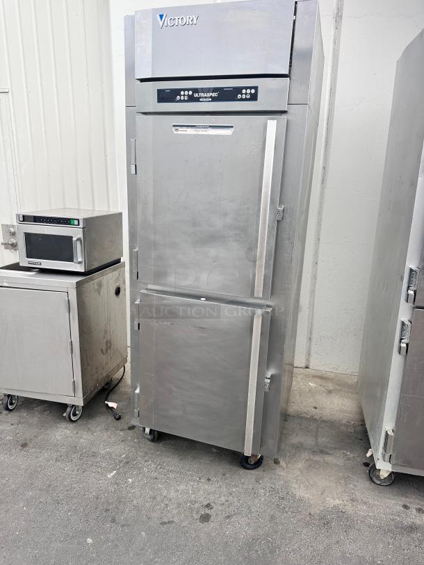 Victory RFS-1D-S1-HD-HC | Ultraspec Dual Temp Refrigerator-Freezer 115v Tested and Working! - Image 9 of 9