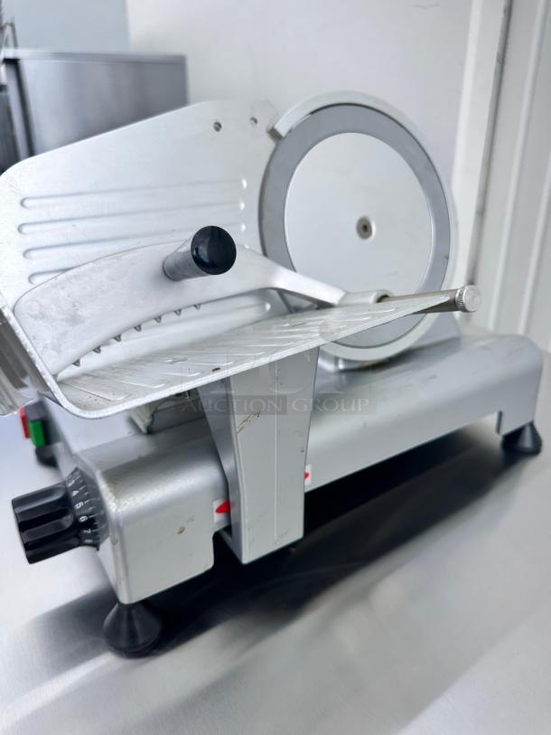 Commercial Counter Top Meat Slicer Tested and Working! - Image 6 of 6