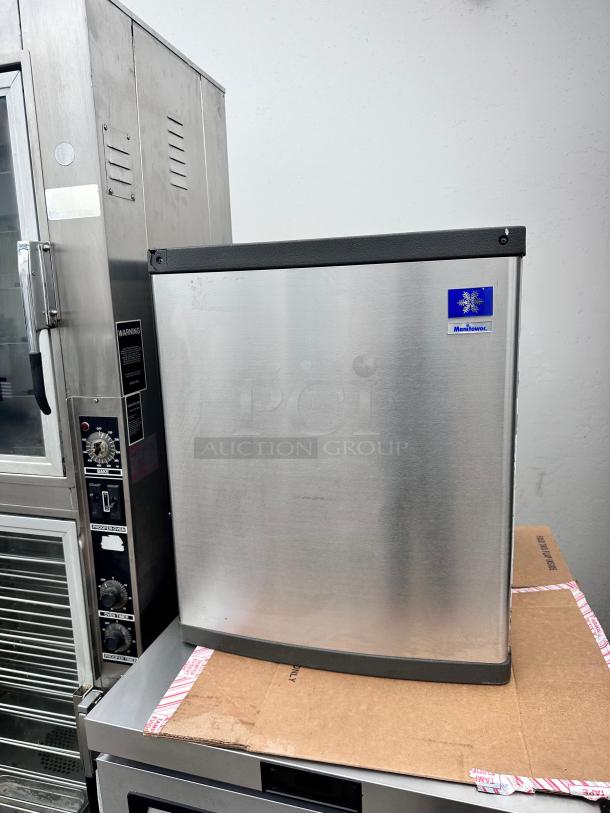 Manitowoc Commercial 500lb Ice machine Head Tested and Working! - Image 1 of 7