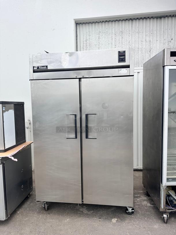 True Commercial Two Door Commercial Freezer Tested and Working! - Image 1 of 7