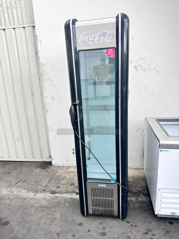 Commercial Single Door Glass Drinks Merchandiser Tested and Working! - Image 4 of 10