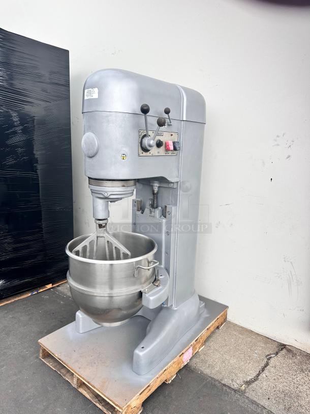 Fully Refurbished! Hobart M802 80 Qt Commercial Mixer Tested and Working! - Image 13 of 13