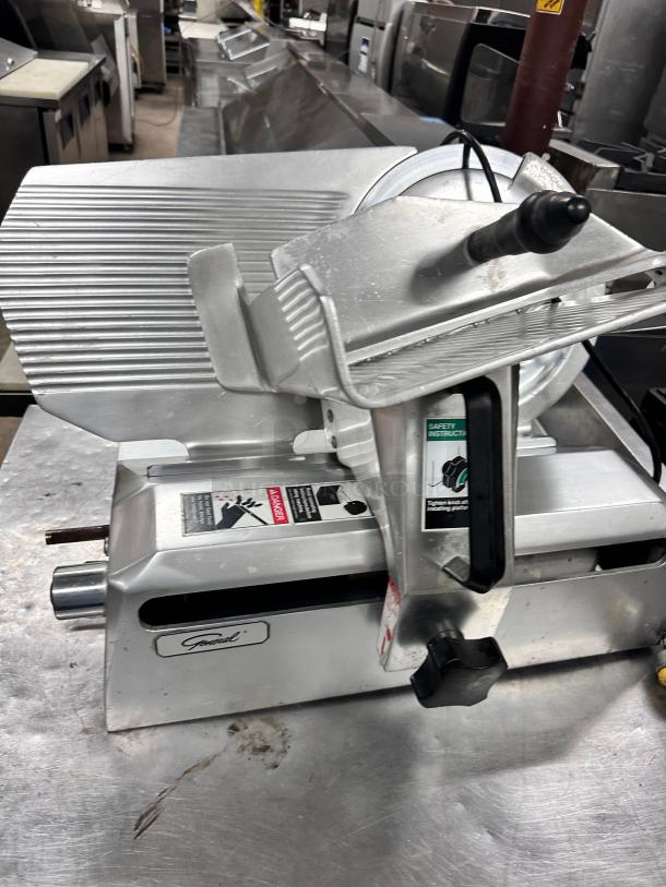 Commercial Meat Slicer Tested and Working! - Image 3 of 14