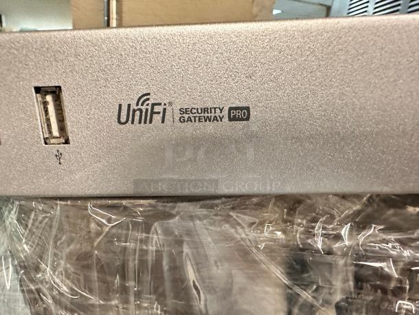 Ubiquiti Network Unifi Security Gateway USG-PRO-4 - Image 3 of 5