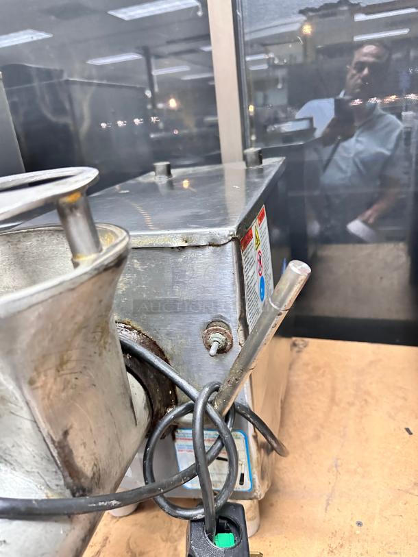 Pro Cut Commercial Meat Grinder - Image 4 of 6