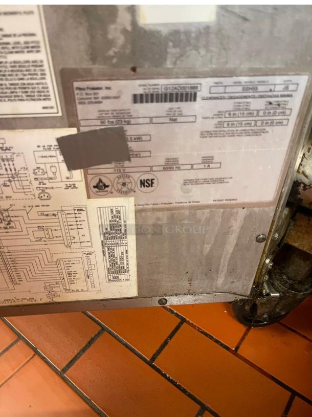 Pitco Commercial Fryer With Filtration System Tested and Working! - Image 6 of 12