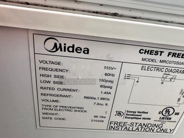 Commercial Chest Freezer Tested and Working! - Image 9 of 10