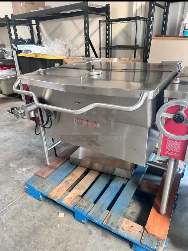 Blodgett Commercial Gas Tilted Skillet 30 Gallon Tested and Working! - Image 4 of 13
