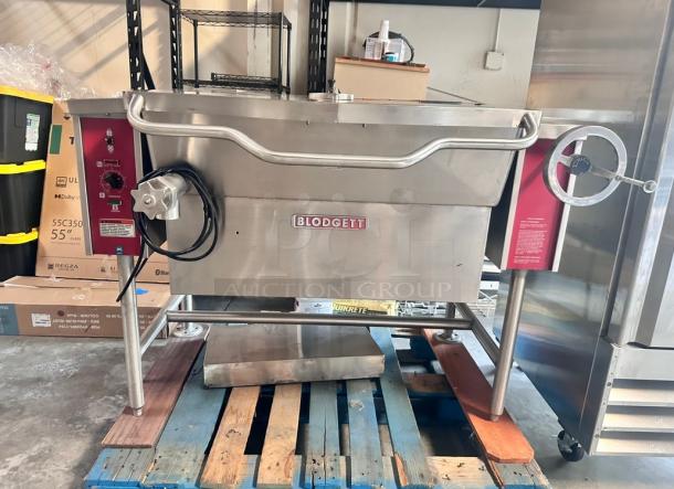 Blodgett Commercial Gas Tilted Skillet 30 Gallon Tested and Working! - Image 13 of 13
