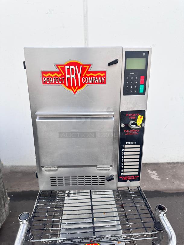 Auto Fry Commercial Ventless Fryer Tested and Working! - Image 2 of 13