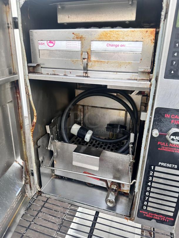 Auto Fry Commercial Ventless Fryer Tested and Working! - Image 12 of 13