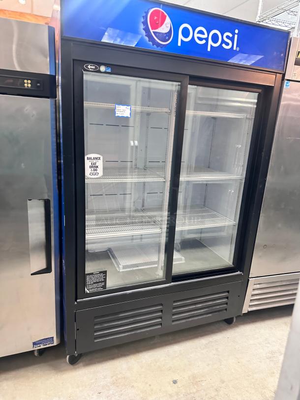 Commercial Two Sliding Glass Door Drink Cooler Tested and Working! - Image 2 of 8