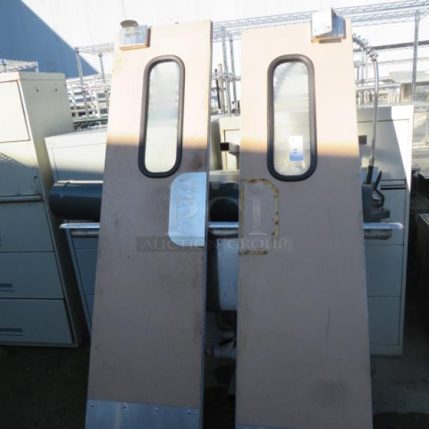 Eliason Easy Swing Kitchen Door. 2XBID. 17.5X78.5 - Image 1 of 1