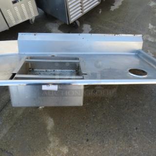 One Stainless Steel Dirty Side Dishwasher Table With 20.5X20.5X8 Sink With Lift Out Scrap Trapper, And A 6 Inch Trash Hole, And 1 Leg. 60X32