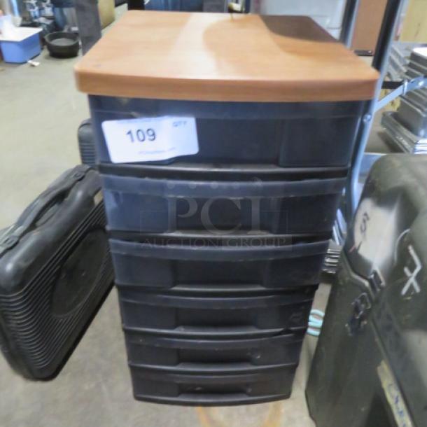 One 6 Drawer Organizer. - Image 1 of 1