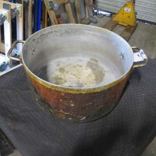One 14 Inch Stock Pot. - Image 1 of 1
