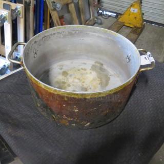 One 14 Inch Stock Pot.