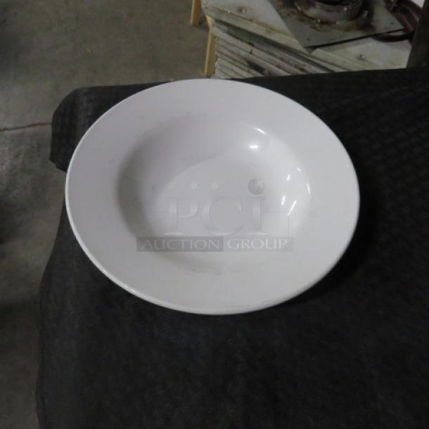 One Lot Of 14-9 Inch Bowls. - Image 1 of 1